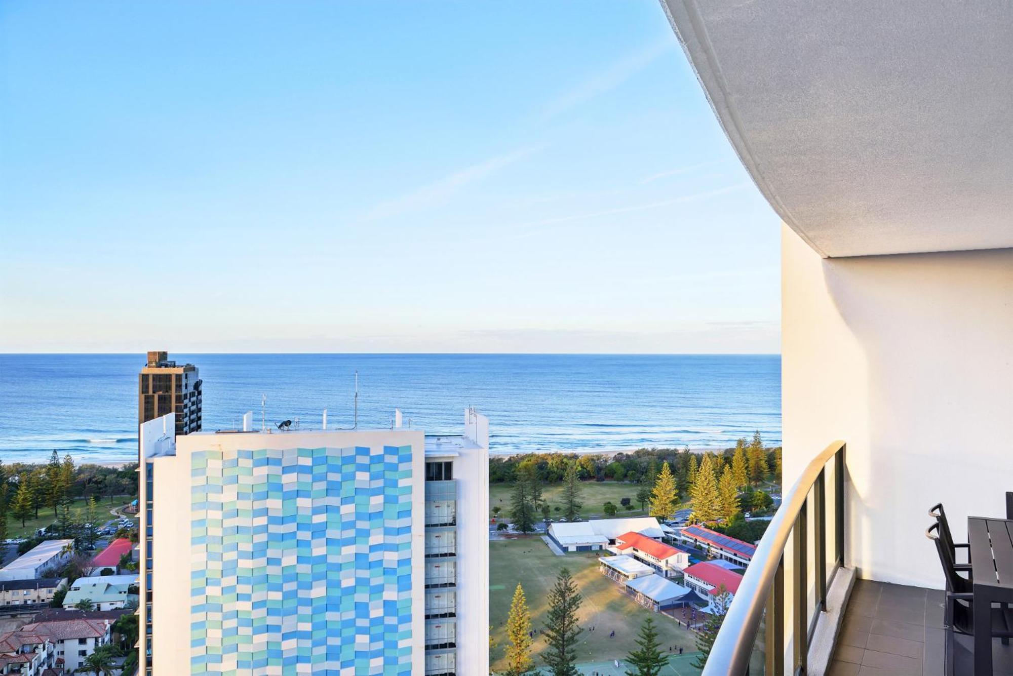 Ocean View 3-Bed With Gym, Pool, Sauna & Parking Gold Coast Exteriér fotografie